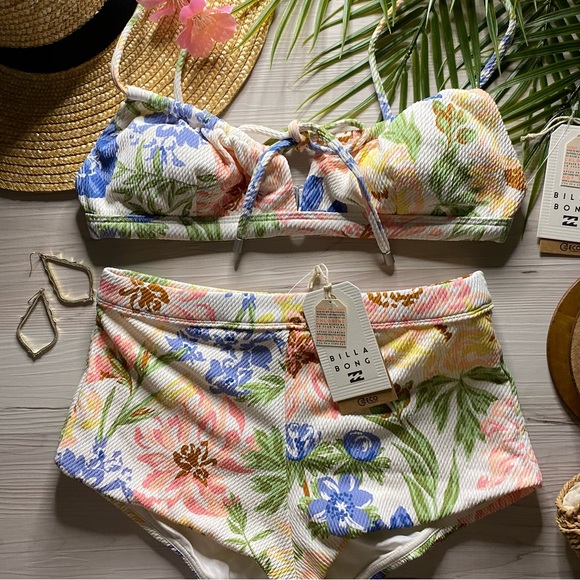 Billabong 🌼 Floral High Rise Avalon Short Bikini Bottom | Bralette Bikini Top - Picture 3 of 16